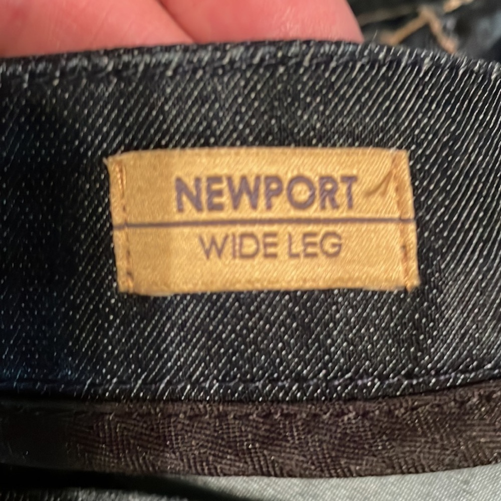 Jeans - Picture 6 of 6